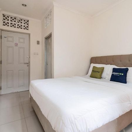 Urbanview Hotel Minongga Pondok Labu By Reddoorz Jakarta Exterior photo