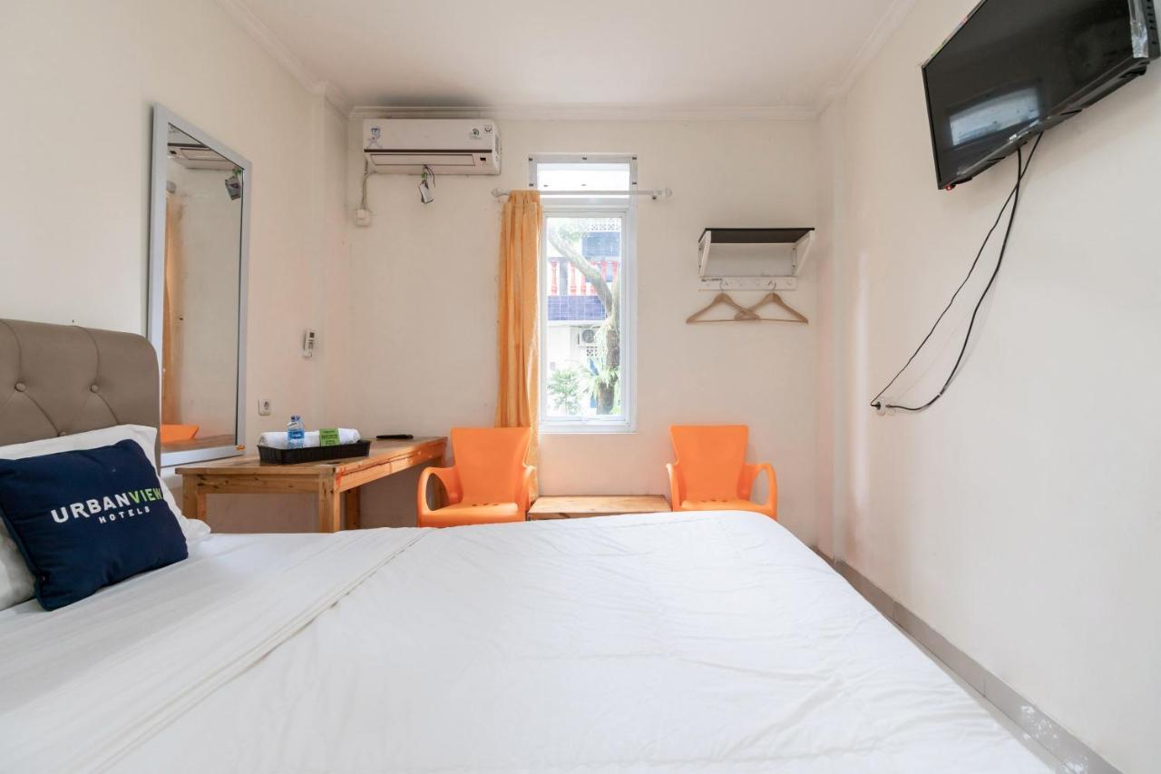 Urbanview Hotel Minongga Pondok Labu By Reddoorz Jakarta Exterior photo